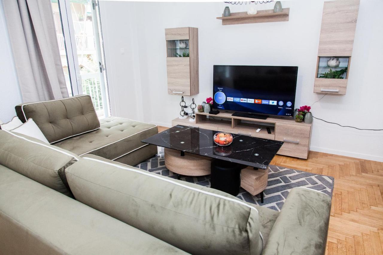 Elegant Apt In Kifisia! Apartment เอเธนส์ ภายนอก รูปภาพ